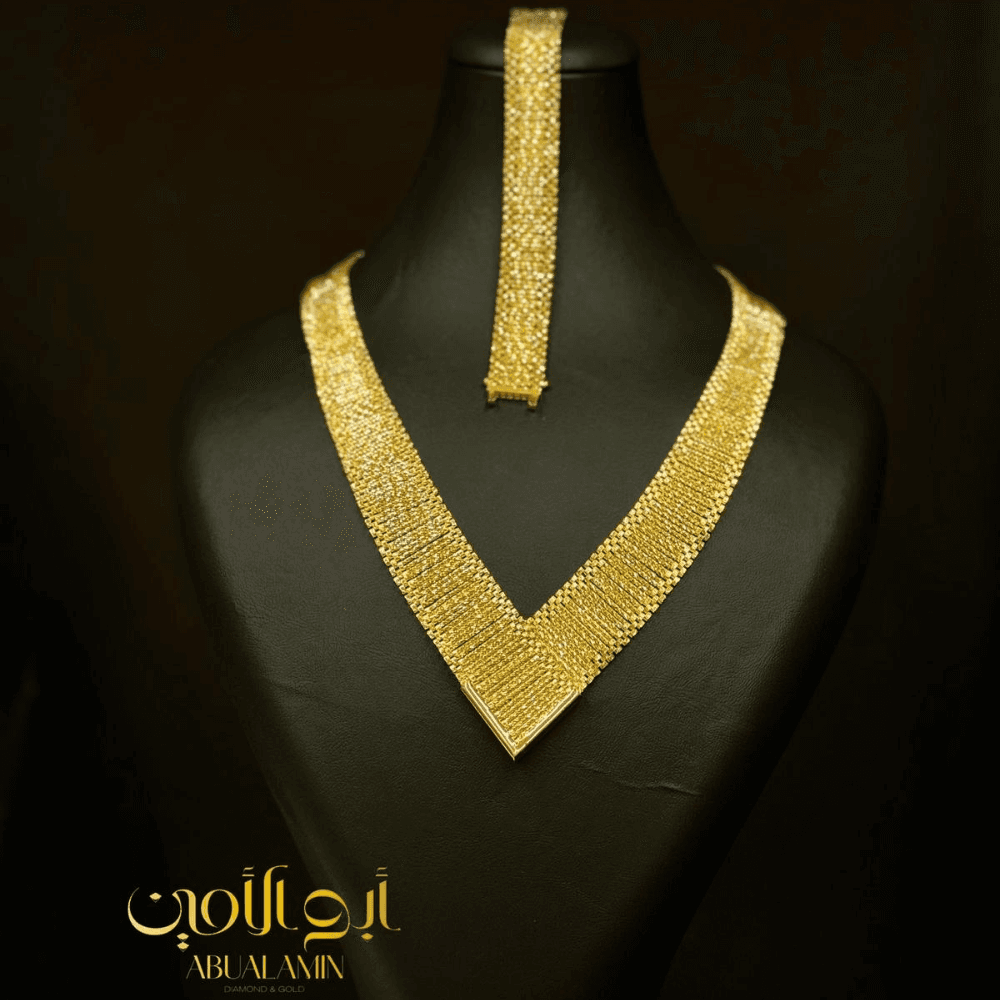 طقم قلادة V وأسورة