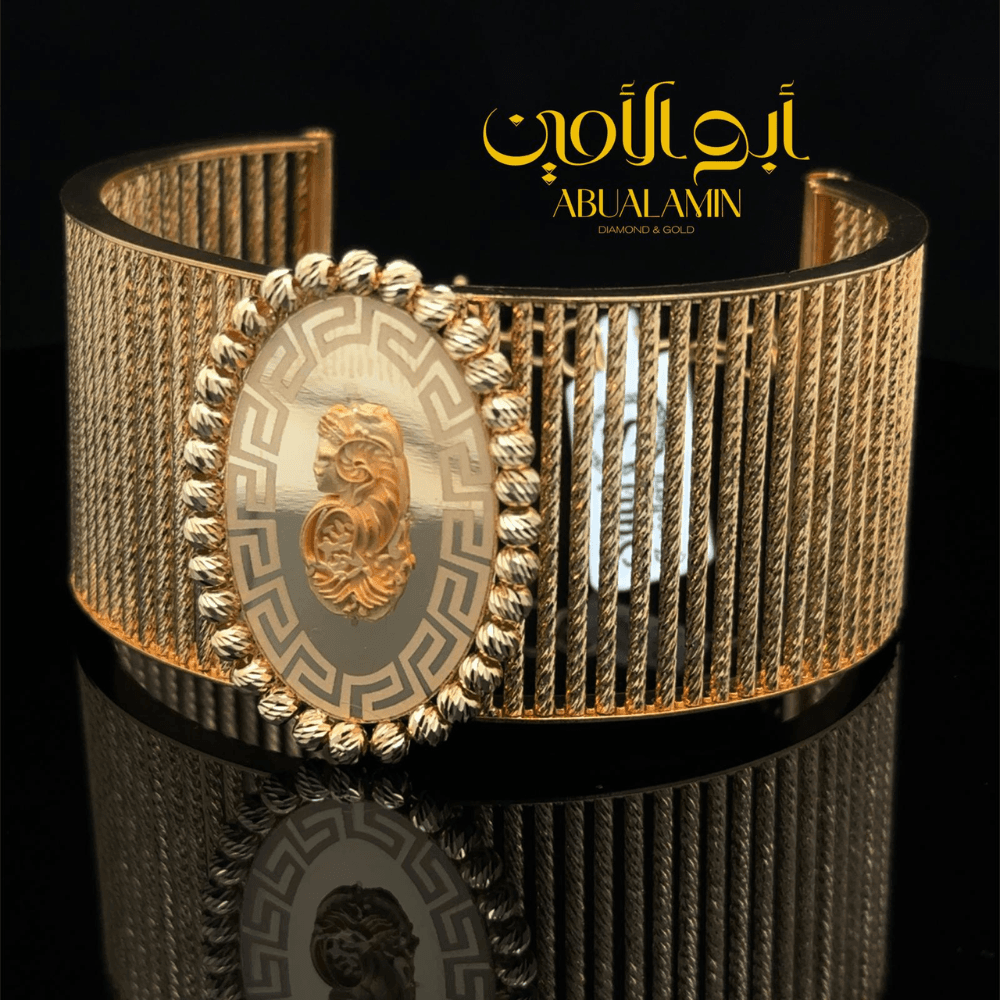 أسورة فرساتشي ذهبية